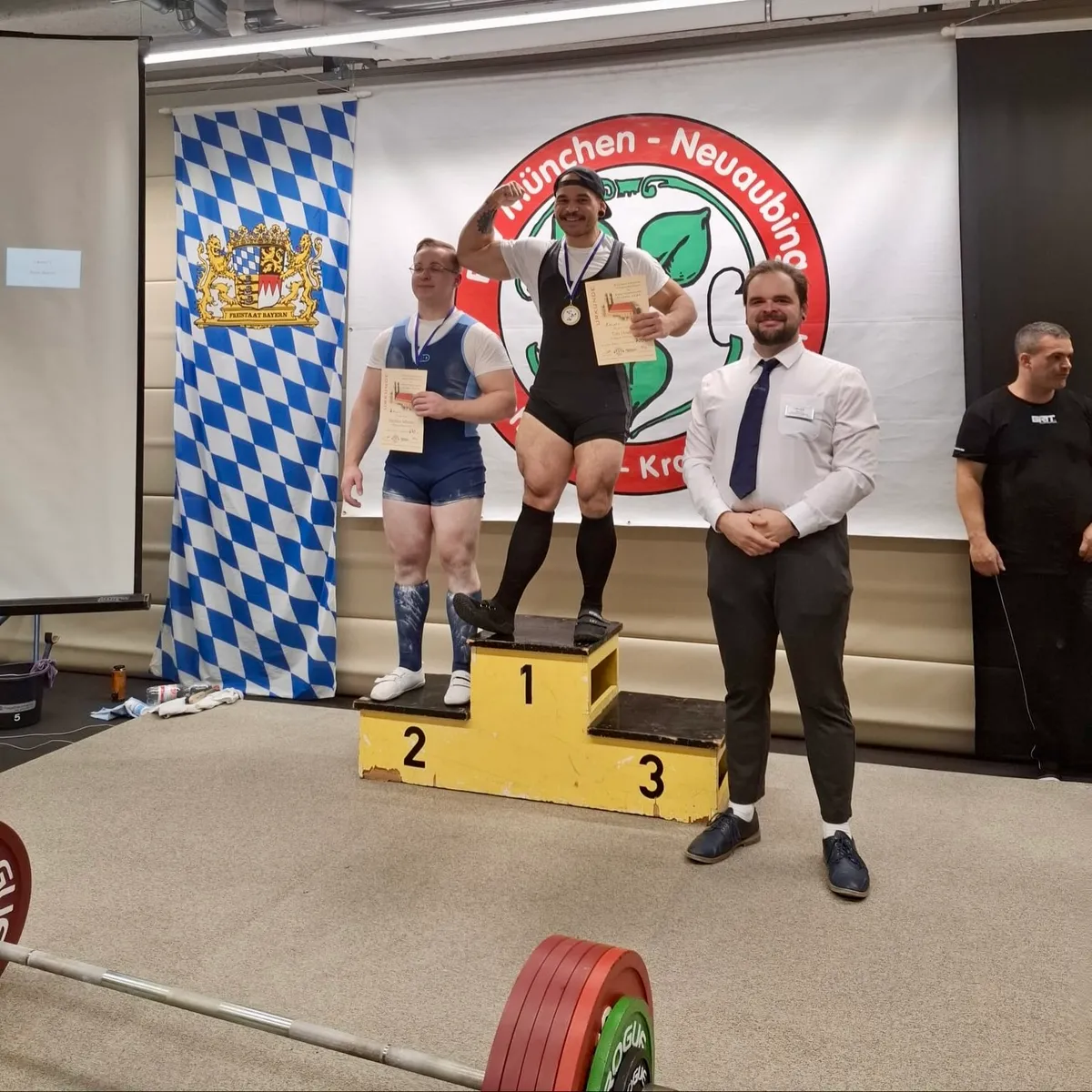 KSNB Athleten auf dem Siegertreppchen bei einem Wettkampf in München-Neuaubing